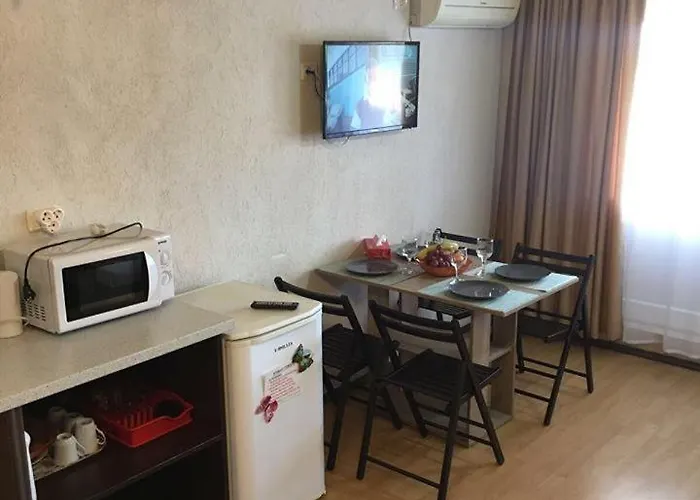 Gazde/Camere de închiriat David Junior