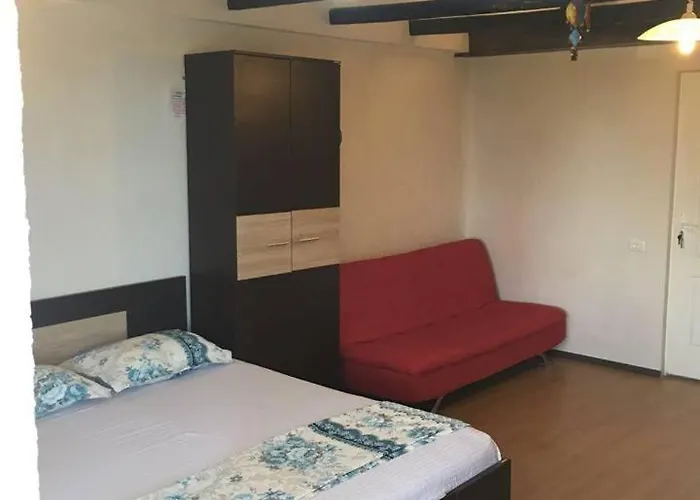 David Junior Gazde/Camere de închiriat Eforie Nord